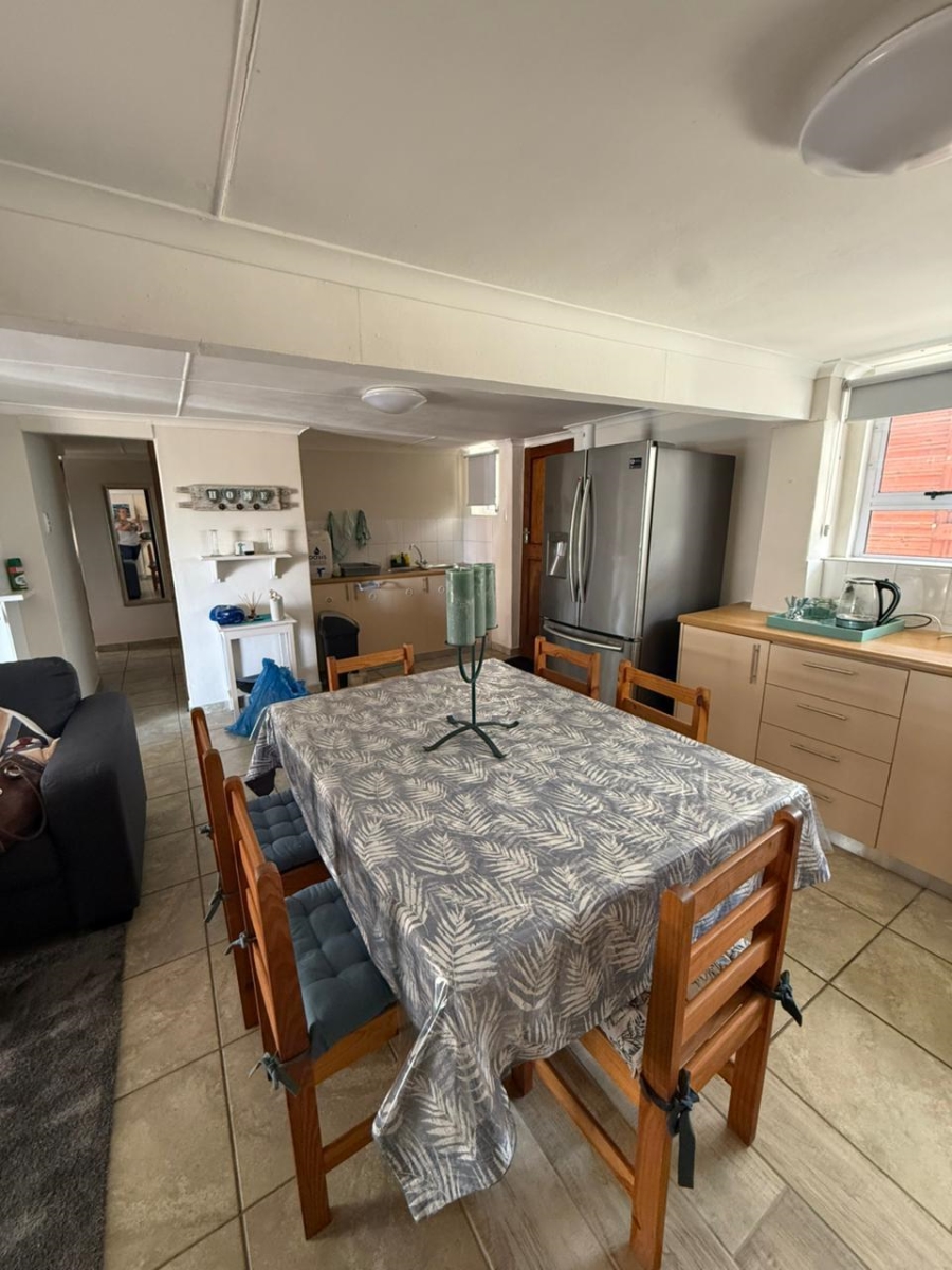 To Let 2 Bedroom Property for Rent in Hartenbos Central Western Cape